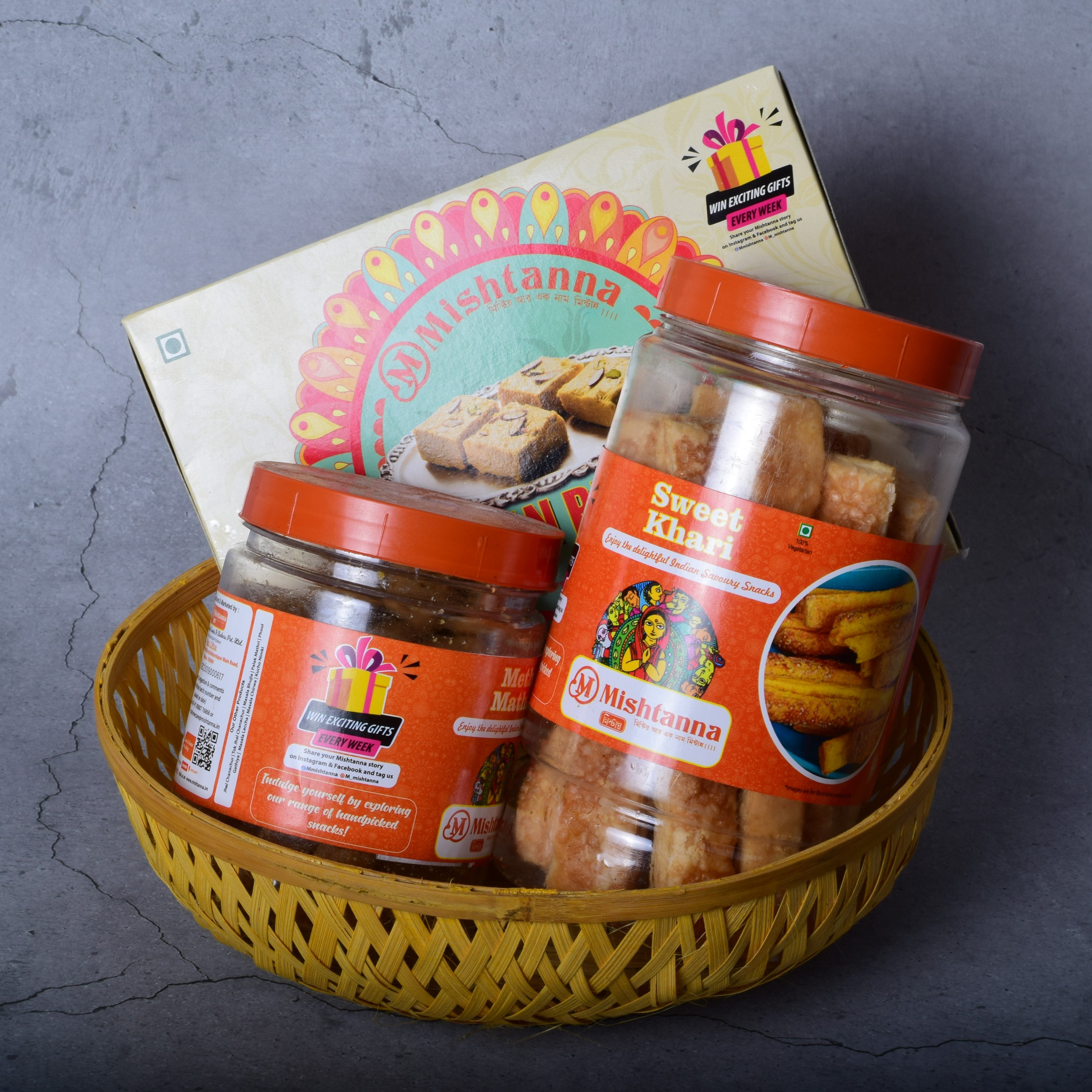 Gift Hamper @ 349
