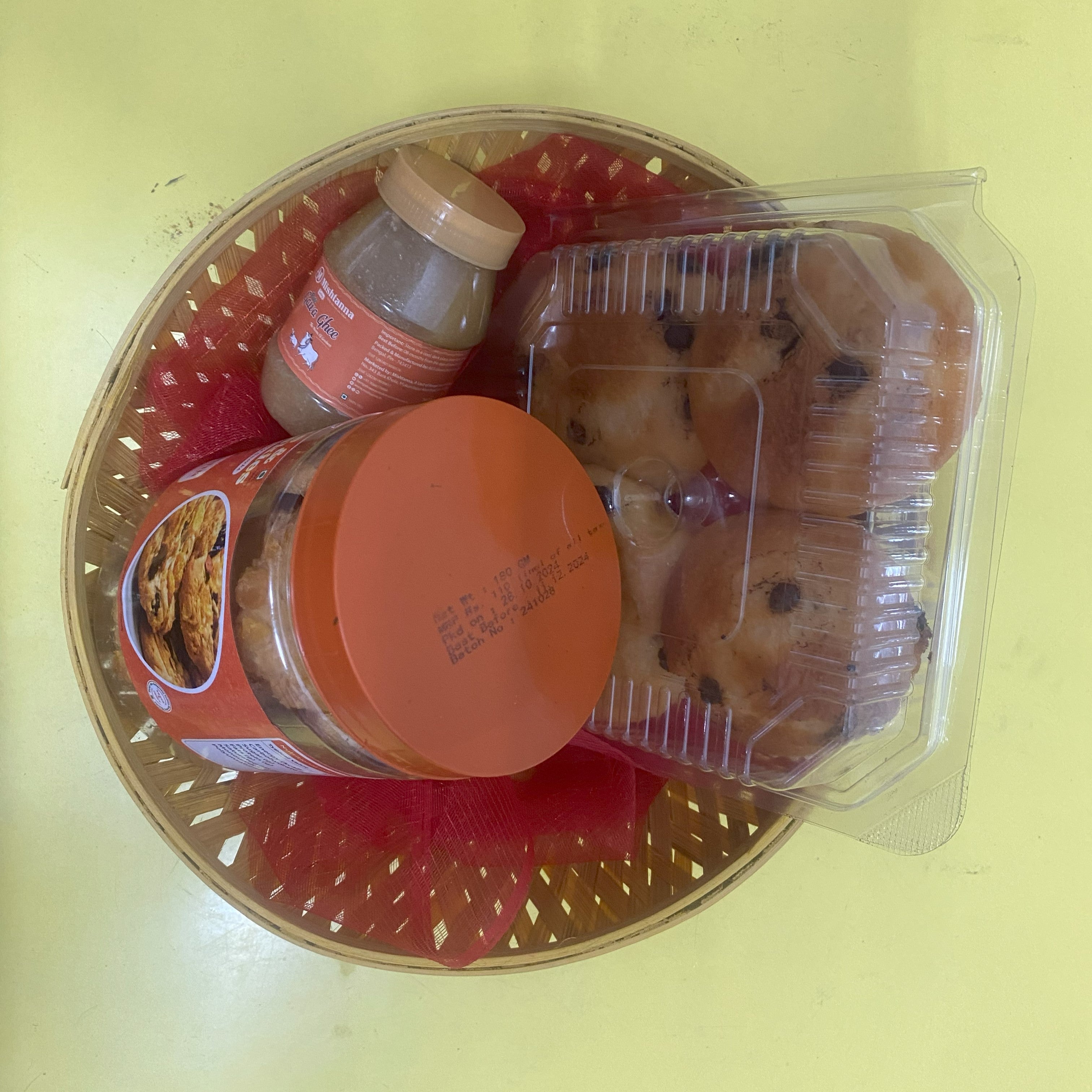 Gift Hamper @349